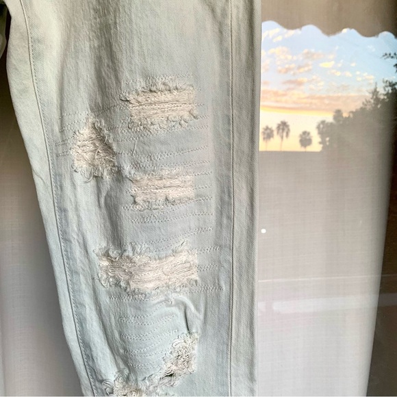 Pilcro Mid-Rise Slim Boyfriend Jeans - Picture 9 of 13